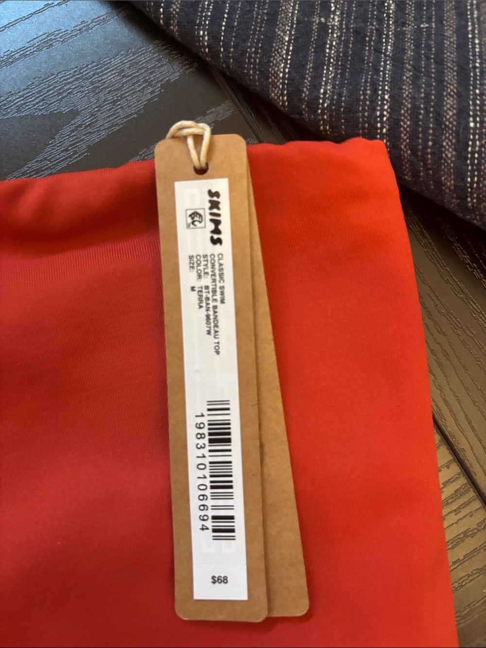 SKIMS Terra convertible swim top - Picture 2 of 3